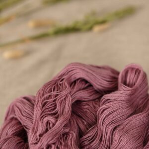 wys-exquisite-lace-falkland-wool-silk-560-rosè-baa-15