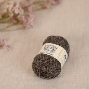 jamiesons-of-shetland-spindrift-102-shaela-baa-206-baa-