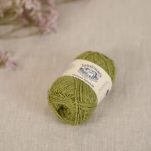 jamiesons-of-shetland-spindrift-1140-granny-smith-baa-62