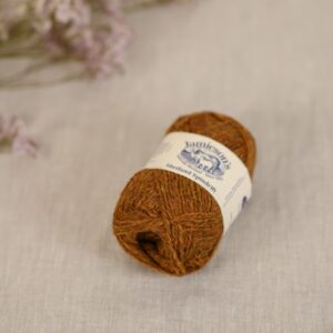 jamiesons-of-shetland-spindrift-1190-burnt-umber-baa-138