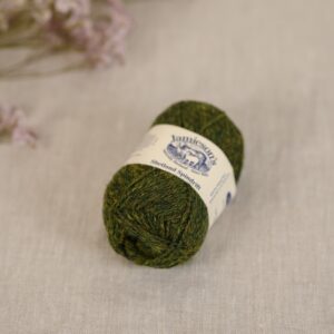 jamiesons-of-shetland-spindrift-147-moss-baa-129