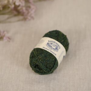 jamiesons-of-shetland-spindrift-249-fern-baa-102