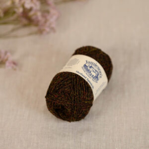 jamiesons-of-shetland-spindrift-252-birch-baa-40