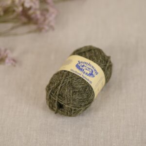 jamiesons-of-shetland-spindrift-319-artichoke-baa-68