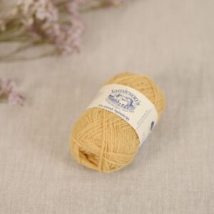 jamiesons-of-shetland-spindrift-375-flax-baa-53