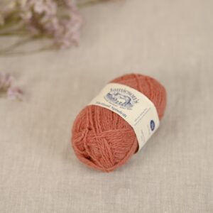 jamiesons-of-shetland-spindrift-576-cinnamon-baa-24