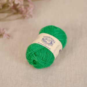 jamiesons-of-shetland-spindrift-792-emerald-baa-95