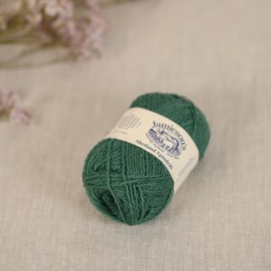 jamiesons-of-shetland-spindrift-805-spruce-baa-85