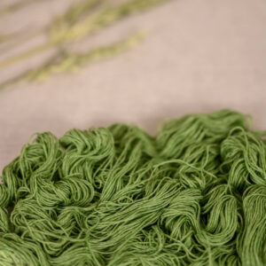 wee-county-yarns-kinross-4ply-lambswool-1-seaweed-baa-28