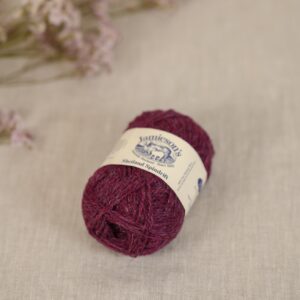 jamiesons-of-shetland-spindrift-1260-raspberry-baa-205