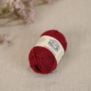 jamiesons-of-shetland-spindrift-323-cardinal-baa-206