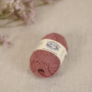 jamiesons-of-shetland-spindrift-556-old-rose-baa-204