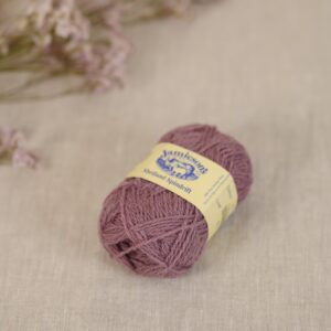 jamiesons-of-shetland-spindrift-562-cyclamen-baa-44