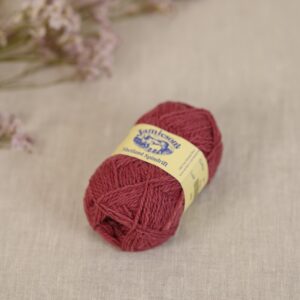 jamiesons-of-shetland-spindrift-581-peony-baa-215