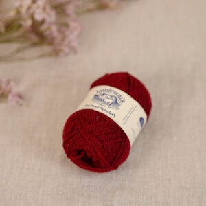 jamiesons-of-shetland-spindrift-595-maroon-baa-19