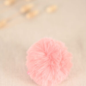 trimits-faux-fur-11cm-removable-pompom-bright-pink-baa-1